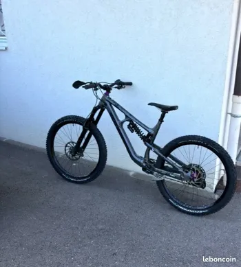 Tweedehands Rocky Mountain VTT Enduro Rocky Mountain 2020 MTB