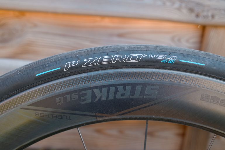 Brugt Canyon Aeroad CF SLX 8.0 2016 2016 Road & Gravel — billede 5 af 10