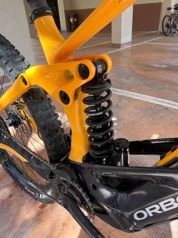 Tweedehands Orbea WILD H10 2024 2024 Mountainbike — afbeelding 4 van 8
