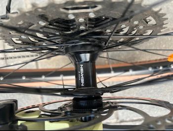 Gebrauchtes CUBE Stereo Shimano CUES 2024 Mountainbike, Grün — Bild 9 von 17