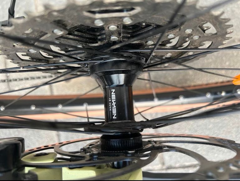 Gebrauchtes CUBE Stereo Shimano CUES 2024 Mountainbike, Grün — Bild 9 von 17