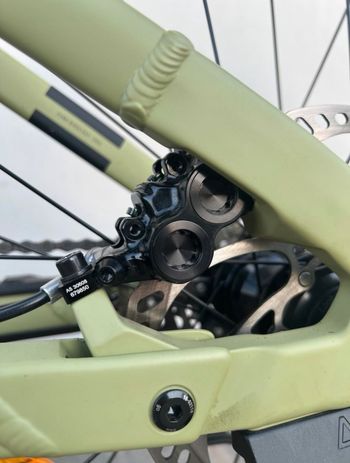 Gebrauchtes CUBE Stereo Shimano CUES 2024 Mountainbike, Grün — Bild 13 von 17