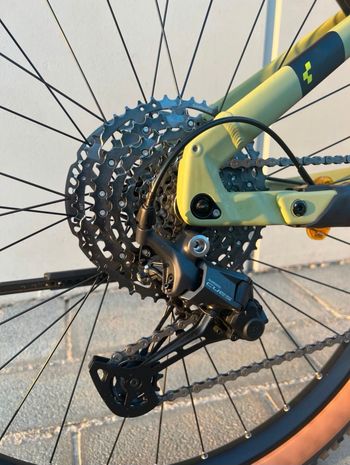 Gebrauchtes CUBE Stereo Shimano CUES 2024 Mountainbike, Grün — Bild 7 von 17