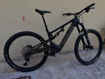 Używany Rocky Mountain Altitude Powerplay Alloy 30 Coil 2022 2022 MTB