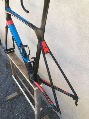 Used Giant TCR Advanced Pro 0 2017 Frameset 2017 Road & Gravel, Black — image 4 of 10