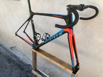 Used Giant TCR Advanced Pro 0 2017 Frameset 2017 Road & Gravel, Black — image 7 of 10