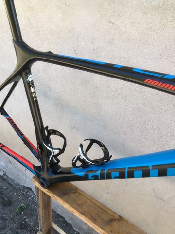 Used Giant TCR Advanced Pro 0 2017 Frameset 2017 Road & Gravel, Black — image 8 of 10