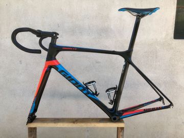 Used Giant TCR Advanced Pro 0 2017 Frameset 2017 Road & Gravel, Black — image 1 of 10