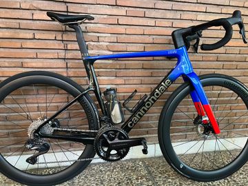 Used Cannondale SuperSix EVO Shimano Ultegra Di2 2024 Road & Gravel, Blue — image 6 of 9