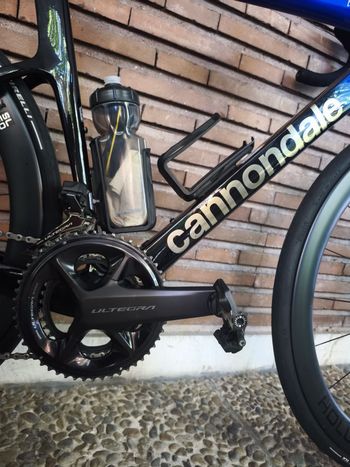 Cannondale SuperSix EVO Shimano Ultegra Di2 2024 Road & Gravel usato, Blu — immagine 3 di 9