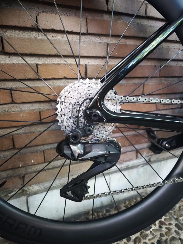 Cannondale SuperSix EVO Shimano Ultegra Di2 2024 Road & Gravel usato, Blu — immagine 2 di 9