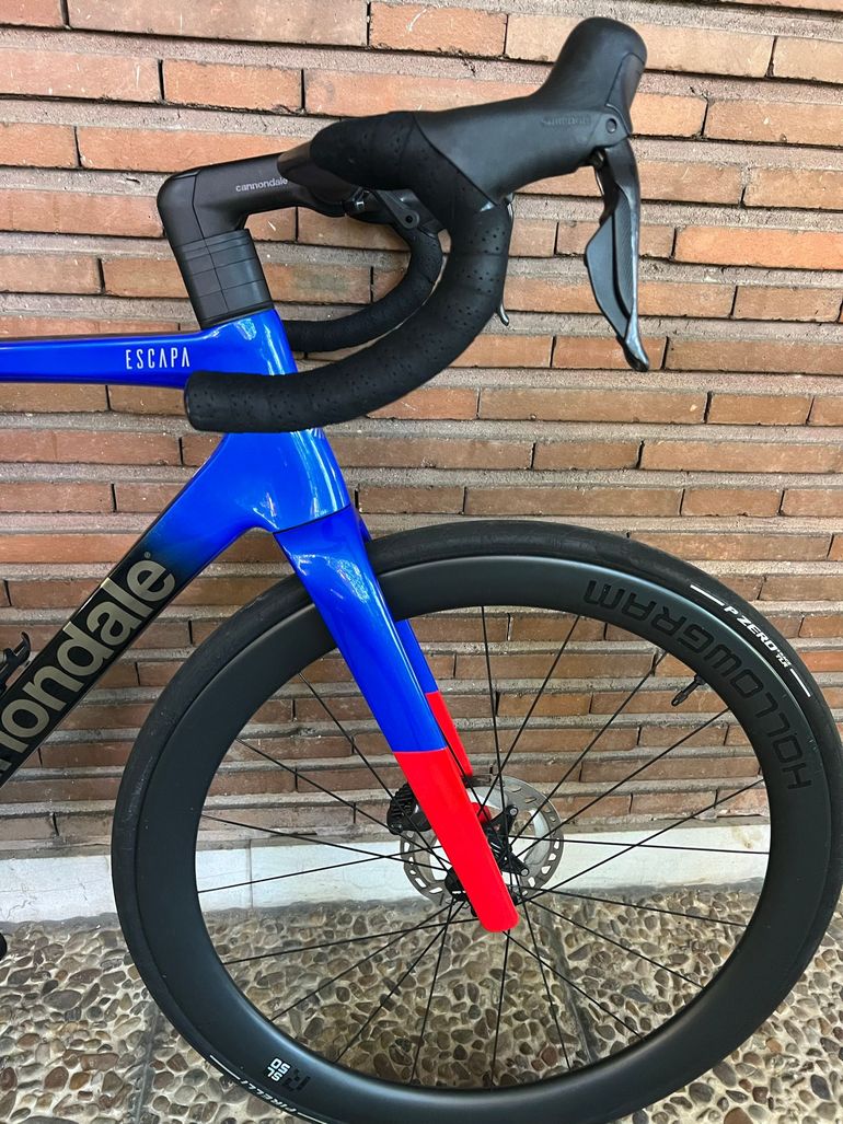 Cannondale SuperSix EVO Shimano Ultegra Di2 2024 Road & Gravel usato, Blu — immagine 8 di 9