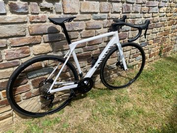 Used Canyon Ultimate CF 7 2026 2026 Road & Gravel, White — image 5 of 5