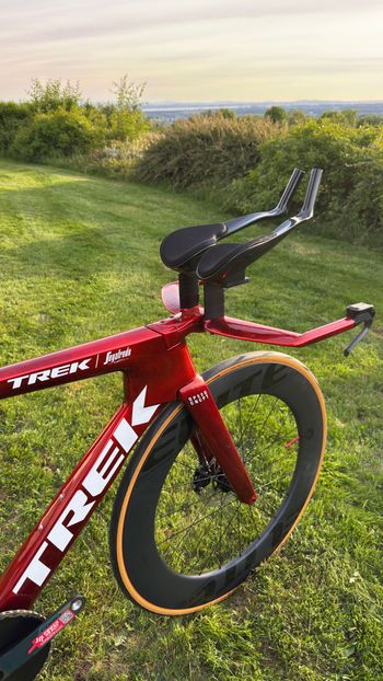 Gebrauchtes Velobuild Custom SRAM Force eTap AXS 2026 Road & Gravel, Rot — Bild 3 von 4