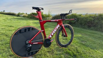 Gebrauchtes Velobuild Custom SRAM Force eTap AXS 2026 Road & Gravel, Rot — Bild 4 von 4