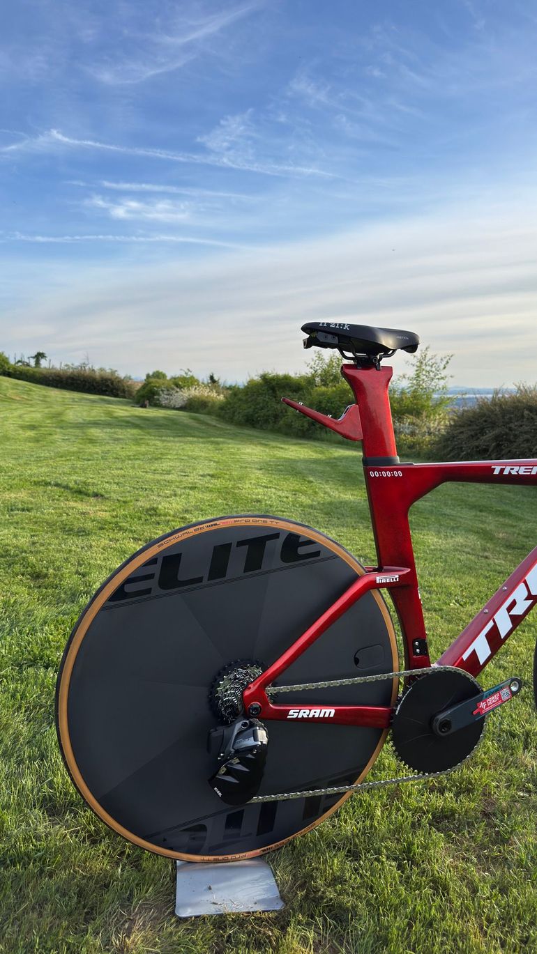 Gebrauchtes Velobuild Custom SRAM Force eTap AXS 2026 Road & Gravel, Rot — Bild 2 von 4