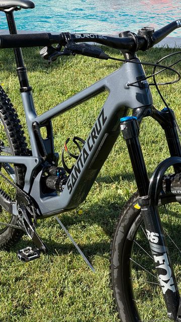 Brugt Santa Cruz HIGHTOWER R / Carbon C 2024 Frameset 2024 Mountainbike — billede 2 af 3