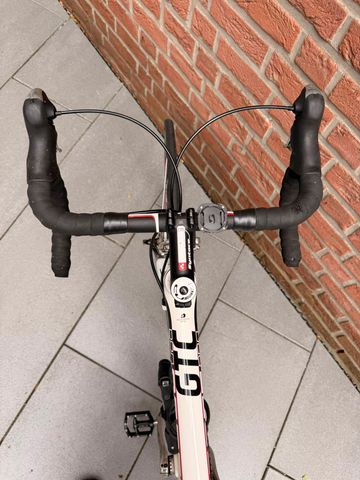 Tweedehands CUBE Agree Pro GTC 2011 Road & Gravel — afbeelding 14 van 14