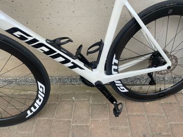 Używany Giant Propel Advanced 1 2025 2025 Road & Gravel — zdjęcie 4 z 7