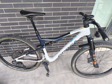 Gebrauchtes Orbea Oiz SRAM GX Eagle AXS 2023 Mountainbike, Blau, 29 — Bild 1 von 16