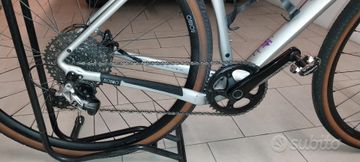 Used Rondo RUUT CF2 2023 2023 Road & Gravel, Light Gray — image 4 of 6