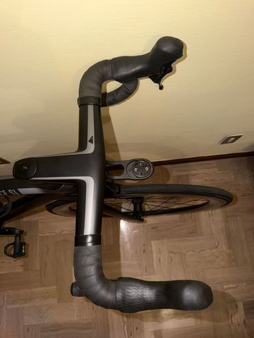 Gebrauchtes Canyon Aeroad CF SL Disc 8.0 2020 2020 Road & Gravel, Schwarz — Bild 4 von 7