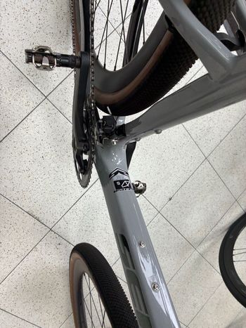 Used Sensa Giulia Shimano GRX 2026 Road & Gravel, Light Gray — image 4 of 14