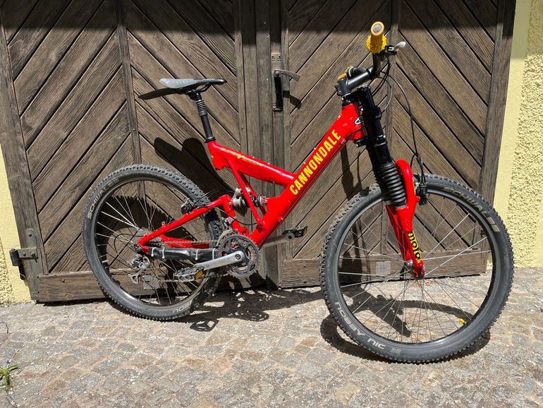 Tweedehands Cannondale Custom Shimano Deore XT 1995 Mountainbike — afbeelding 2 van 12
