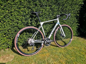 Brugt Canyon Endurace CF 8 Di2 2025 2025 Road & Gravel — billede 1 af 6