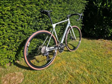 Brugt Canyon Endurace CF 8 Di2 2025 2025 Road & Gravel — billede 2 af 6