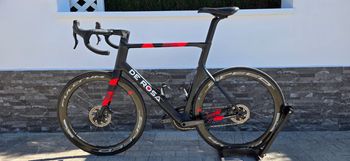 Used De Rosa Custom Campagnolo Super Record EPS 2022 Road & Gravel, Black — image 2 of 10
