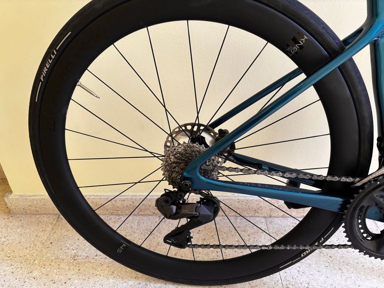 Używany Cannondale SuperSix EVO Shimano Ultegra Di2 2023 Road & Gravel — zdjęcie 3 z 16