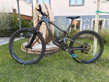 Brugt Santa Cruz Bronson Sram Eagle Transmission X0 2024 2024 MTB