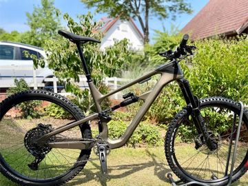Brugt Cannondale Habit Carbon LT 1 2025 2025 MTB
