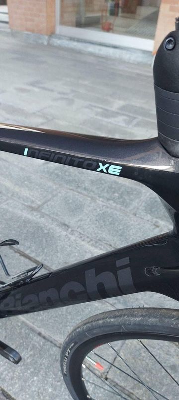 Brugt Bianchi Infinito XE 105 2025 2025 Road & Gravel — billede 4 af 8