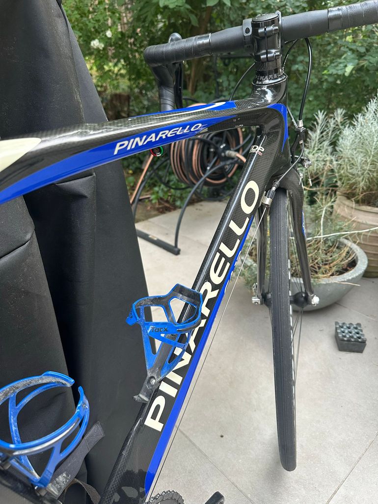 Pinarello Custom Campagnolo Record 2010 Road & Gravel usato, Blu — immagine 7 di 8