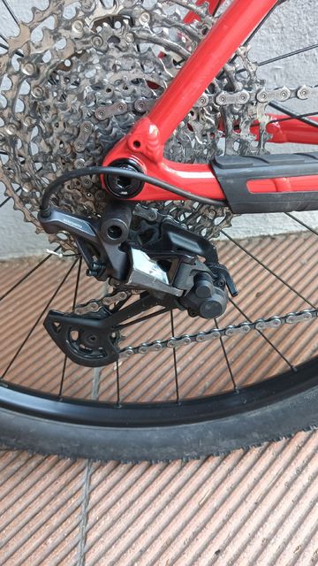 Trek Procaliber Shimano Deore XT 2025 Mountainbike usato, Rosso — immagine 3 di 8