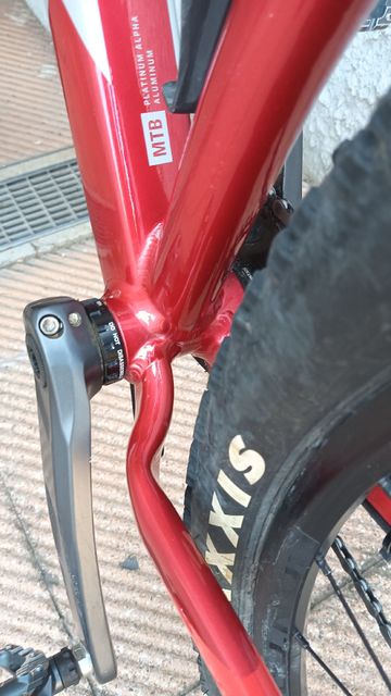 Trek Procaliber Shimano Deore XT 2025 Mountainbike usato, Rosso — immagine 7 di 8
