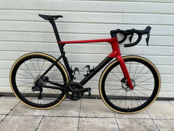Used Adris Custom Shimano Ultegra Di2 2025 Road & Gravel, Black — image 3 of 3