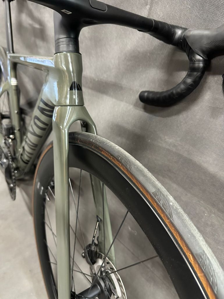 Brugt Canyon Aeroad CF SLX 7 Di2 2025 2025 Road & Gravel — billede 9 af 18