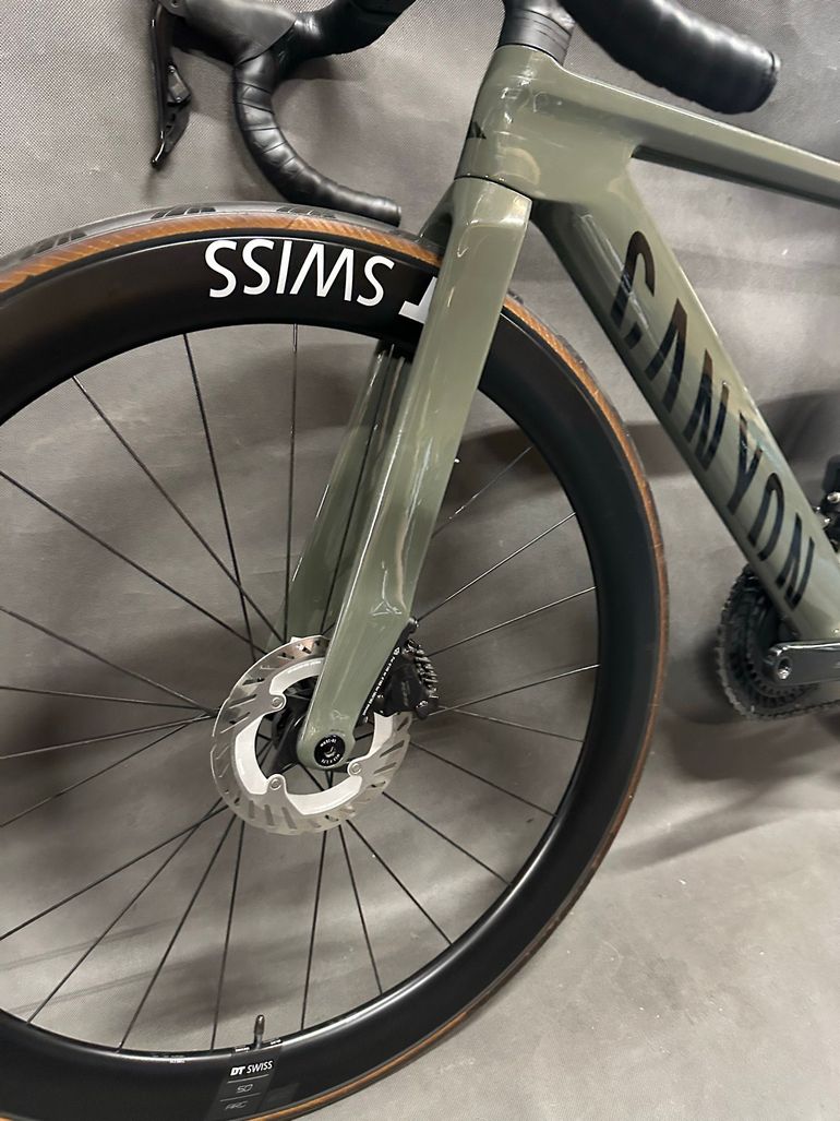 Brugt Canyon Aeroad CF SLX 7 Di2 2025 2025 Road & Gravel — billede 11 af 18
