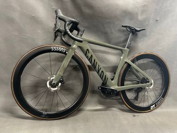 Used Canyon Aeroad CF SLX 7 Di2 2025 2025 Road & Gravel