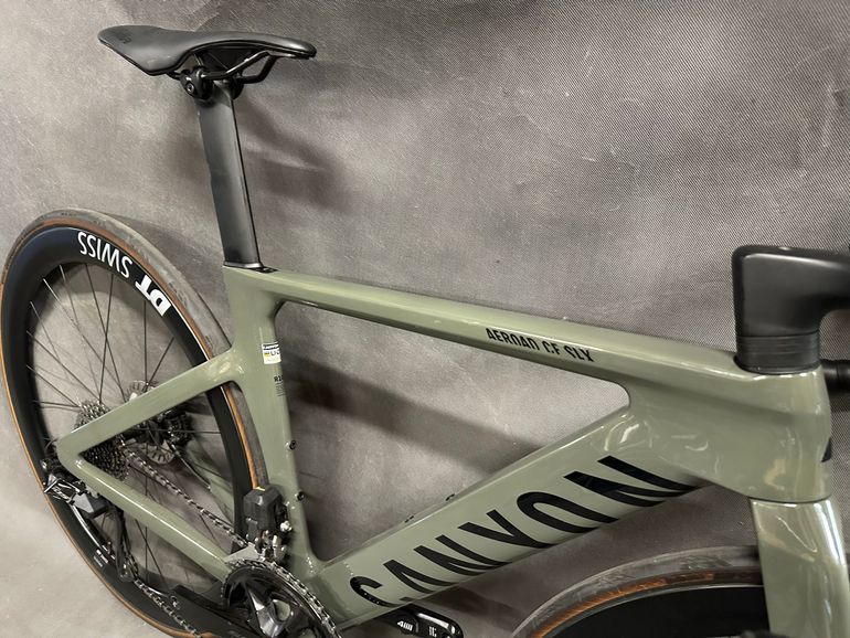 Brugt Canyon Aeroad CF SLX 7 Di2 2025 2025 Road & Gravel — billede 3 af 18