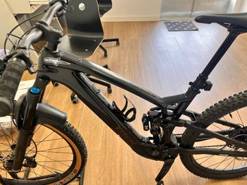 Gebrauchtes Trek Fuel EXe 9.7 2025 2025 Mountainbike, Schwarz, 29 — Bild 2 von 14