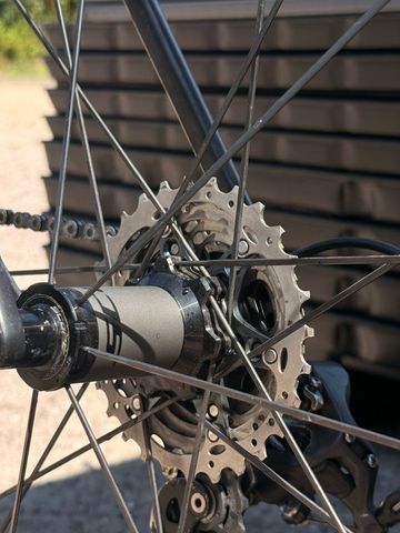 Tweedehands Canyon Ultimate CF SL 8.0 2019 2019 Road & Gravel — afbeelding 8 van 18