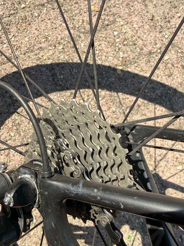 Tweedehands Canyon Ultimate CF SL 8.0 2019 2019 Road & Gravel — afbeelding 11 van 18