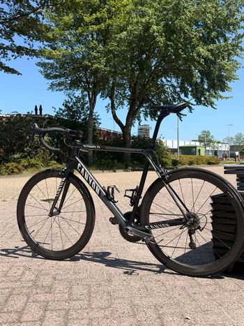 Used Canyon Ultimate CF SL 8.0 2019 2019 Road & Gravel