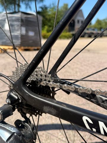 Tweedehands Canyon Ultimate CF SL 8.0 2019 2019 Road & Gravel — afbeelding 16 van 18