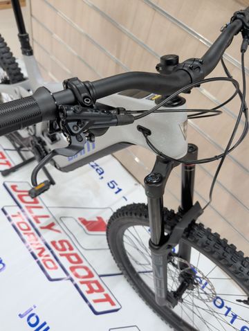 Used Giant Reign Advanced E+ 2 2026 2026 Mountainbike, Light Gray, 27.5 — image 3 of 7