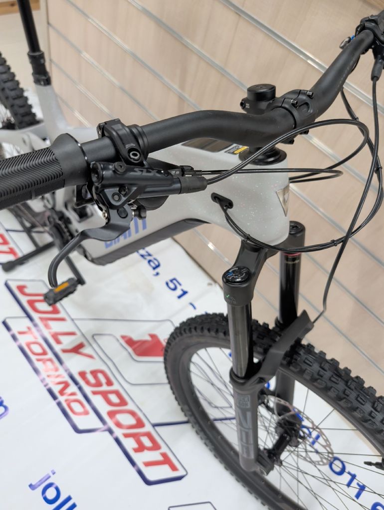 Brugt Giant Reign Advanced E+ 2 2026 2026 Mountainbike — billede 3 af 7